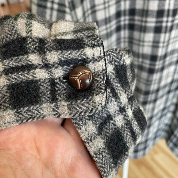 VINTAGE Plaid Fleece Button Down Long Sleeve Shirt Wool Blend Canada Men's Large - Picture 5 of 13